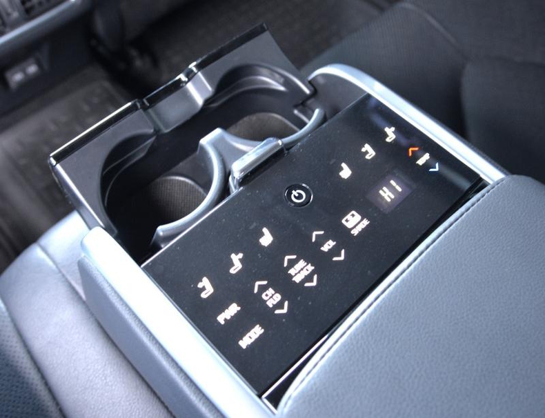 Toyota Camry 2.5 AT (206 л.с.) Люкс K5 Автомобили с пробегом Шымкент  