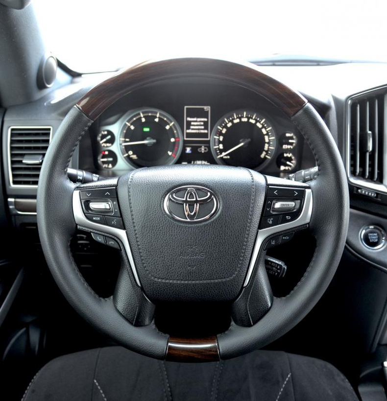 Toyota 4.6 AT (309 л. с.) Executive Lounge Автомобили с пробегом Шымкент  
