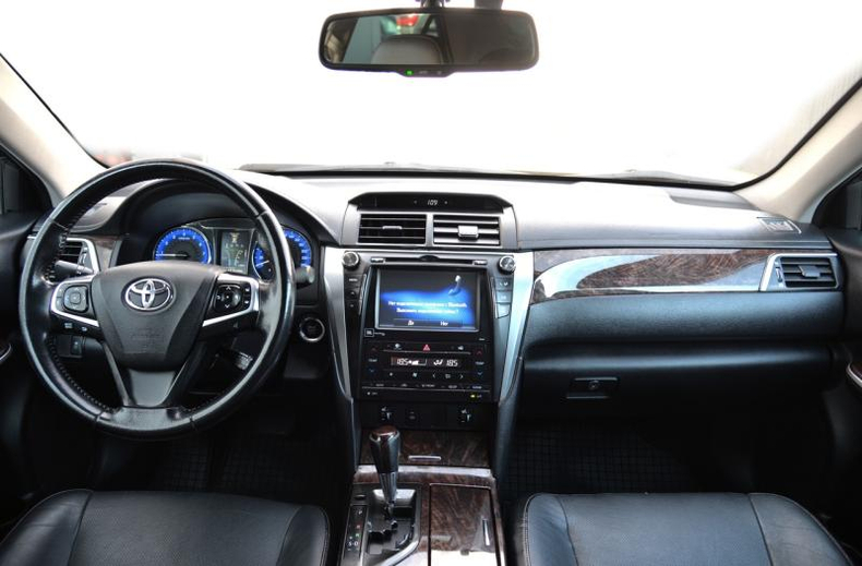 Toyota 2.5 AT (181 л.с.) Люкс Автомобили с пробегом Шымкент  