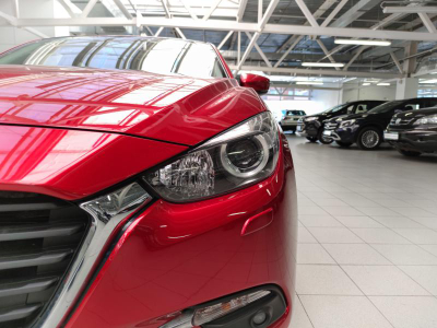 Mazda 3 1.5 AT (120 л.с.)