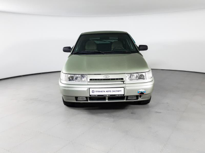 LADA 2112 1.6 MT (89 л. с.)