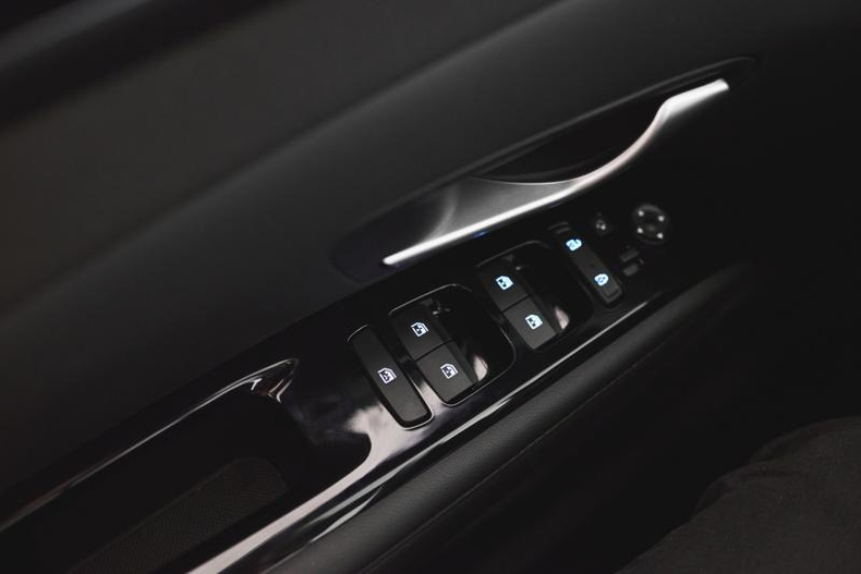 Hyundai 2.5 AT 4WD (190 л.с.) Travel Orbis Автомобили с пробегом Алматы