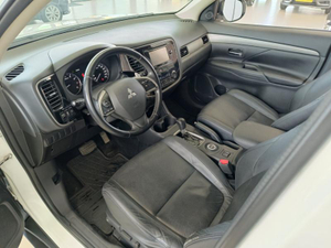 Mitsubishi 2.4 CVT 4WD (167 л.с.) Invite Твоё авто (Киров)