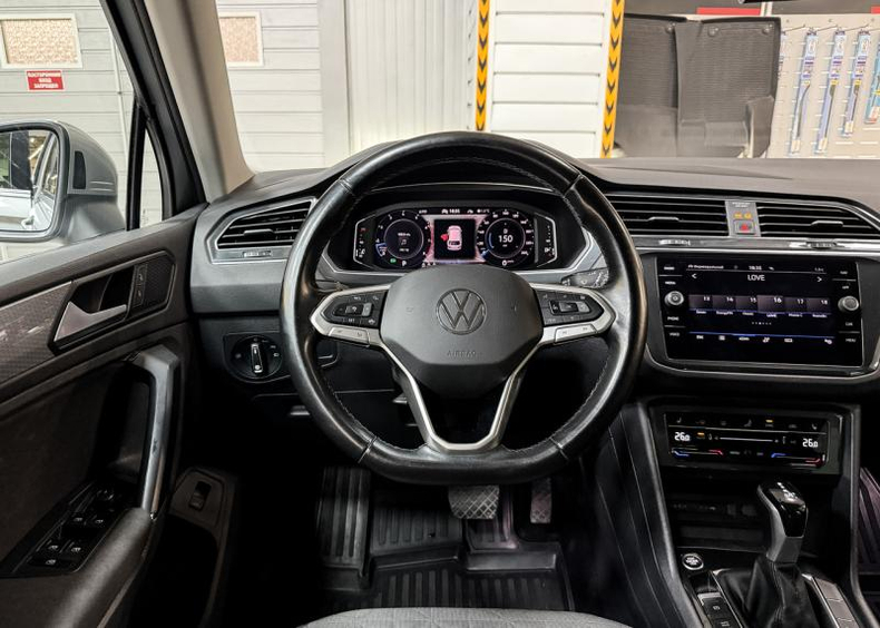 Volkswagen Tiguan 1.4 6AT FWD (150 л.с.) TSI R-Line ORBIS AUTO г. Алматы