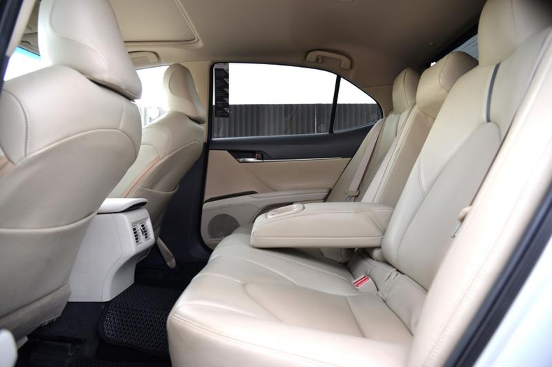 Toyota Camry 2.5 AT FWD (206 л.с.) Комфорт Автомобили с пробегом Шымкент  