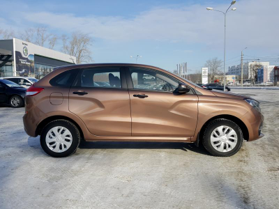 LADA XRAY 1.6 MT (106 л. с.)