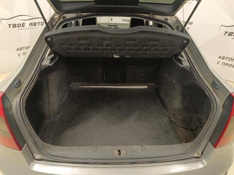 SKODA 1.6 MPI MT (102 л. с.) Ambition Твоё авто (Киров)