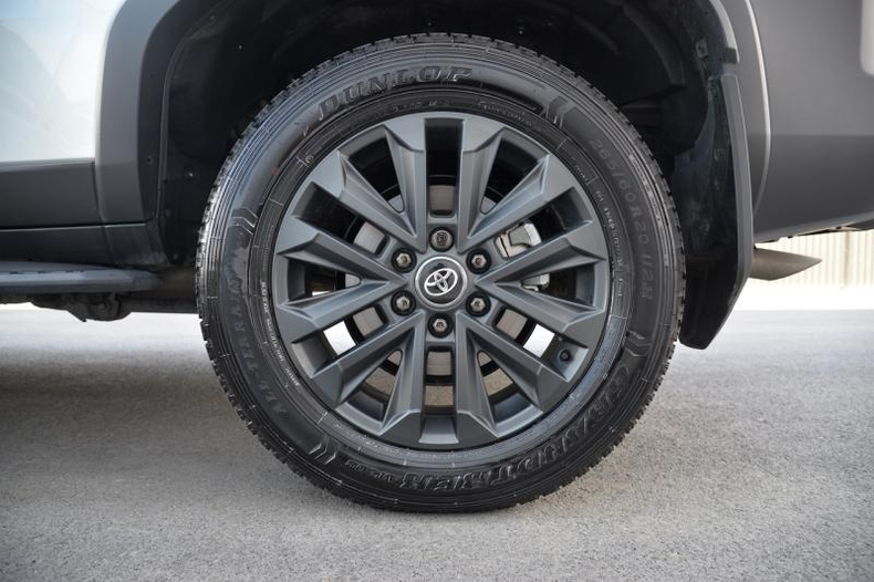 Toyota Land Cruiser Prado 2.4 AT 4WD (281 л.с.) Люкс+ 7 мест Автомобили с пробегом Шымкент  