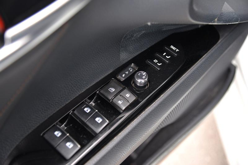 Toyota Camry 2.5 AT FWD (206 л.с.) Люкс Safety Автомобили с пробегом Шымкент  