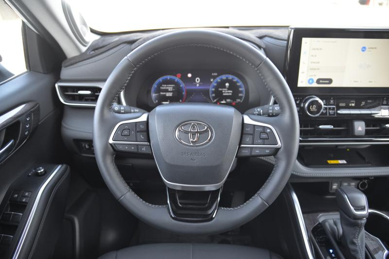 Toyota Highlander NEW 2.4 AT 4WD (249 л.с.) Люкс Safety Автомобили с пробегом Шымкент  