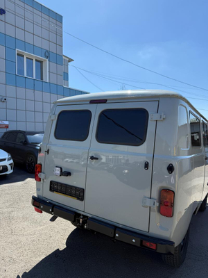 УАЗ Комби 7 мест 2.7 Бензин 5МКП 4х4, ЕВРО-5 Стандарт без ABS Интерпартнер Ижевск