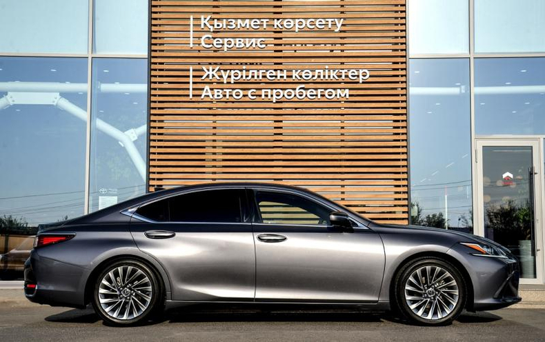Lexus ES 2.5 AT FWD (200 л.с.) 250 Premium 28 Автомобили с пробегом Шымкент  