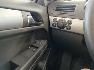 Opel 1.6 MT FWD (115 л.с.) Cosmo Твоё авто (Киров)