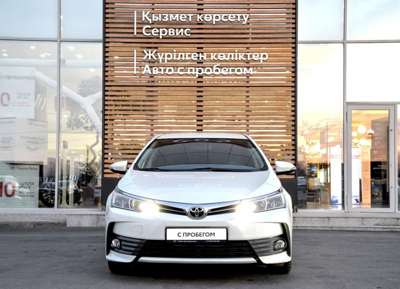 Toyota Corolla 1.6 CVT (122 л. с.) Комфорт Автомобили с пробегом Шымкент  