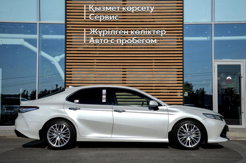 Toyota Camry 2.5 AT FWD (181 л.с.) Престиж Плюс BX/B4.5 Автомобили с пробегом Шымкент  