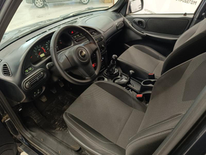 Chevrolet Niva Niva 1.7 MT 4WD (80 л.с.) LEM Твоё авто (Киров)
