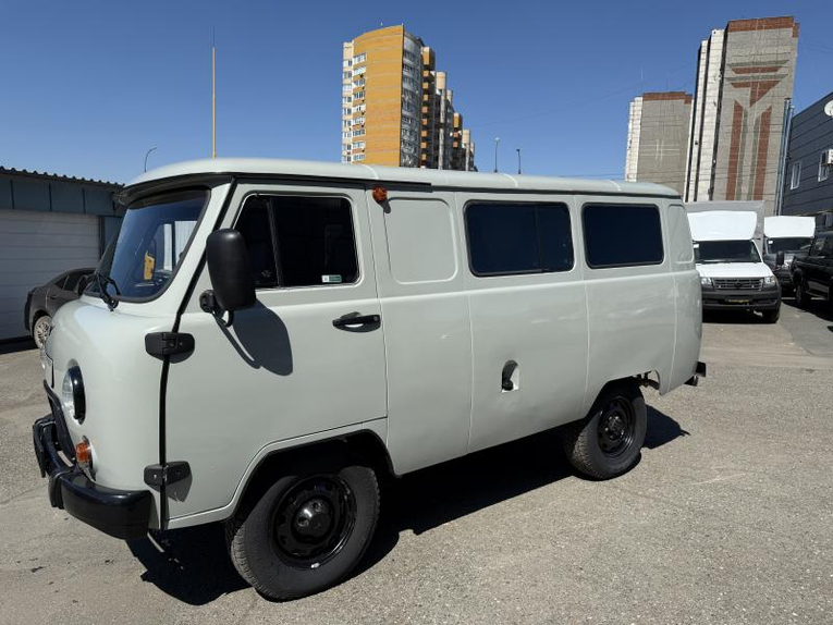 УАЗ Комби 7 мест 2.7 Бензин 5МКП 4х4, ЕВРО-5 Стандарт без ABS Интерпартнер Ижевск