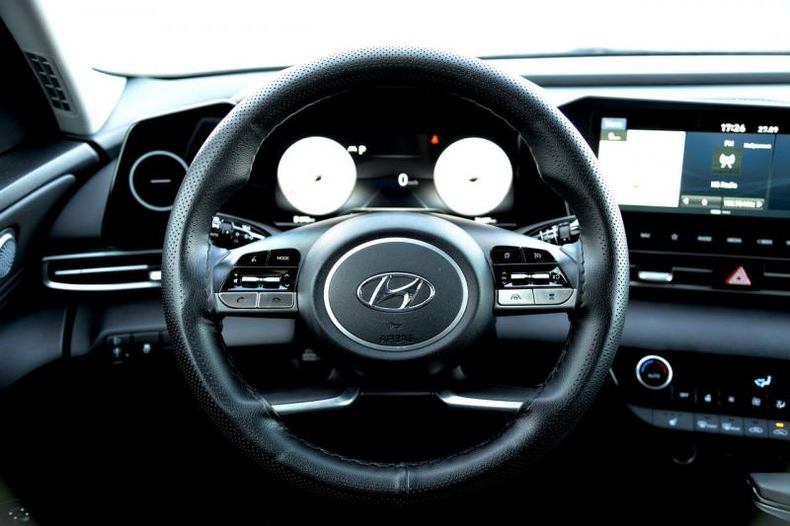 Hyundai Новая Elantra 2.0 6AT FWD (152 л.с.) Elegance Автомобили с пробегом Шымкент  