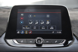 Chevrolet Auto 1.0 AT/АКПП (125 л. с.) CHEVROLET TRACKER LT Автомобили с пробегом Шымкент  