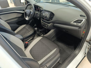 LADA (ВАЗ) Новая Vesta SW Cross 1.6 MT (106 л.с.) Comfort Plus + P1.1 Твоё авто (Киров)