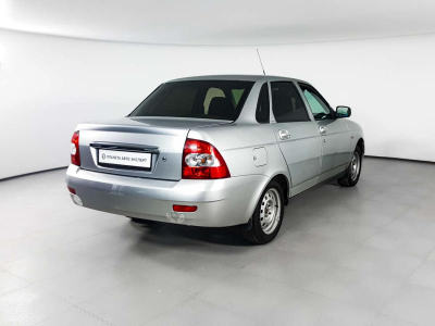 LADA Priora 1.6 MT 16 кл (Евро-3) (98 л. с.)