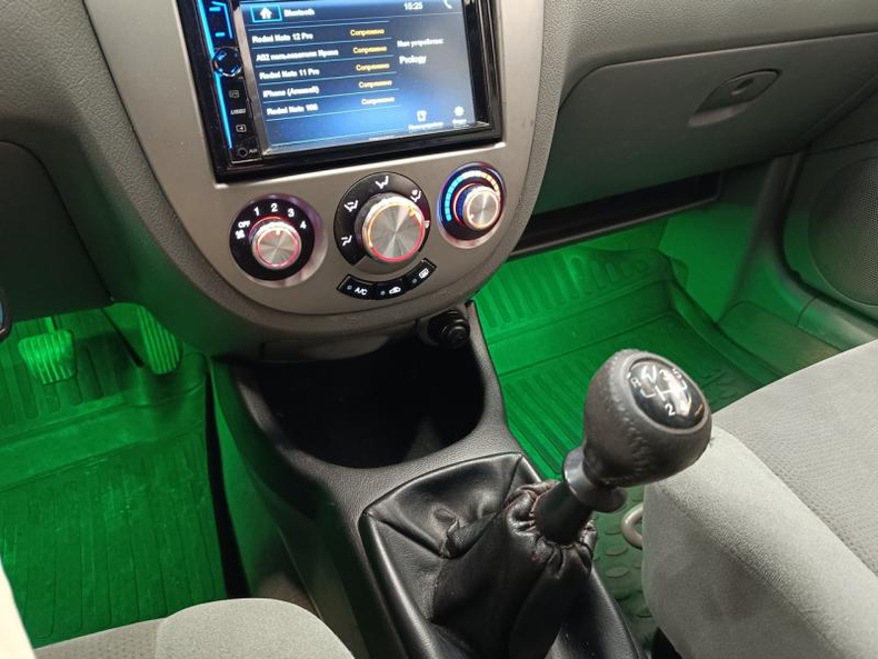 Chevrolet 1.4 MT FWD (95 л.с.) SX Твоё авто (Киров)
