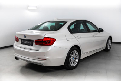 BMW 3 серия 320i AT (184 л. с.)