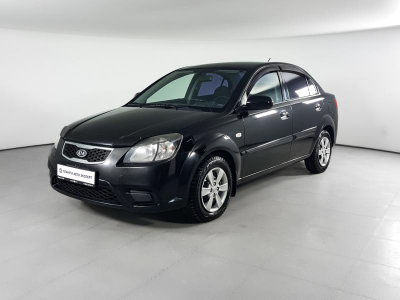 Kia Rio 1.4 MT (97 л. с.)