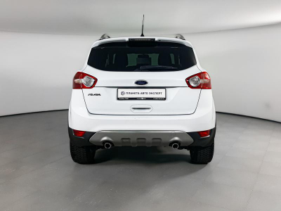Ford Kuga 2.0d AT (140 л.с.) 4WD