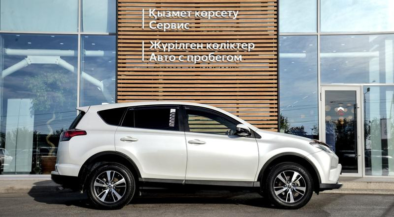 Toyota 2.0 CVT FWD (146 л.c.) Комфорт Автомобили с пробегом Шымкент  