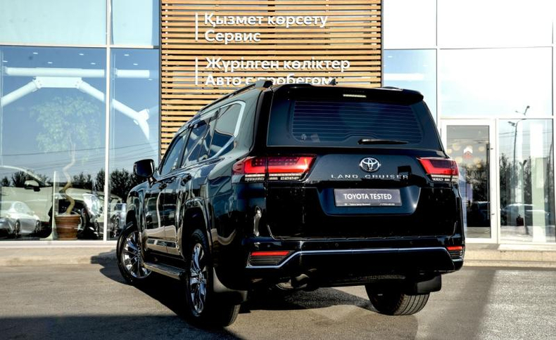 Toyota Land Cruiser 300 3.5 AT 4WD (415 л.с.) Премиум Автомобили с пробегом Шымкент  