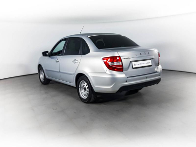 LADA Новая Granta седан 1.6 MT 16 кл (106 л. с.)