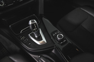 BMW 3 серия 320i AT (184 л. с.)