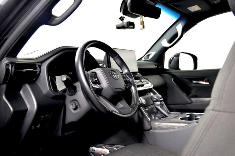 Toyota Land Cruiser 300 3,5 AT AWD (415 л.с.) Премиум+ Автомобили с пробегом Шымкент  
