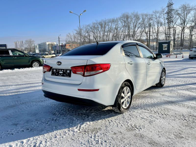 Kia Rio 1.6 MT (123 л. с.)