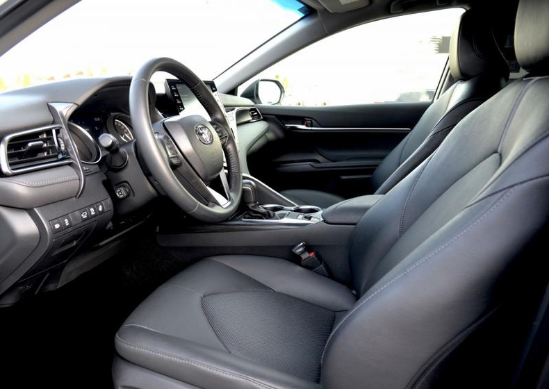 Toyota Camry 2.5 AT (206 л.с.) Престиж 4K Автомобили с пробегом Шымкент  