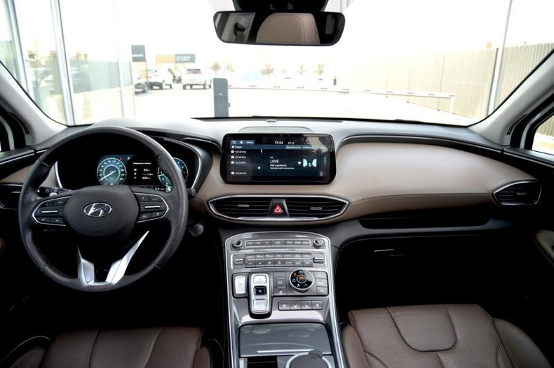 Hyundai Новый Sante Fe 3.5 AT 4WD (272 л.с.) High-Tech 7 мест + Luxe Автомобили с пробегом Шымкент  