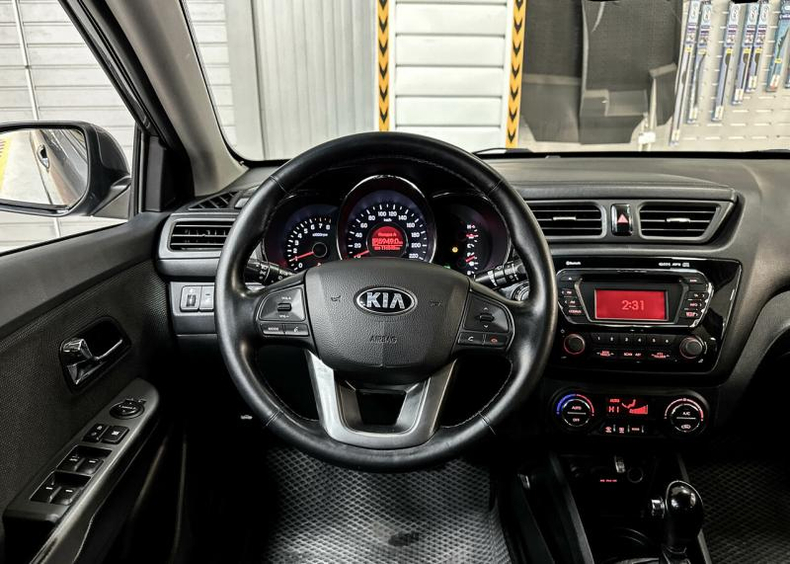 Kia 1.6 AT (123 л. с.) Luxe ORBIS AUTO г. Алматы