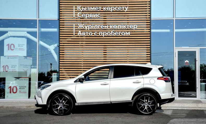 Toyota 2.0 CVT (151 л.с.) 4WD Престиж Автомобили с пробегом Шымкент  