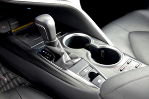 Toyota Camry 3.5 AT FWD (249 л.с.) Люкс C6 Автомобили с пробегом Шымкент  
