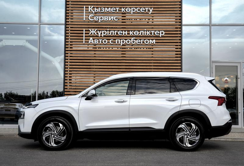 Hyundai Новый Sante Fe 2.5 AT 4WD (194 л.с.) Comfort Автомобили с пробегом Шымкент  