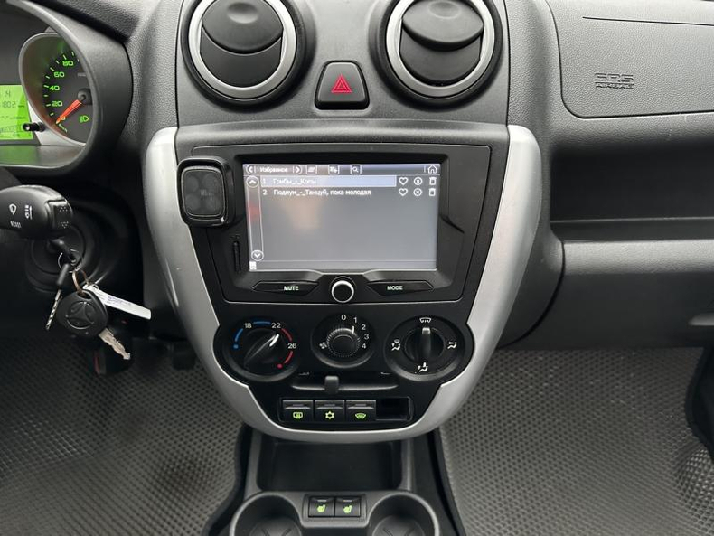 LADA (ВАЗ) Granta седан 1.6 MT FWD (106 л.с.) 16кл Luxe  Твоё авто (Йошкар-Ола)