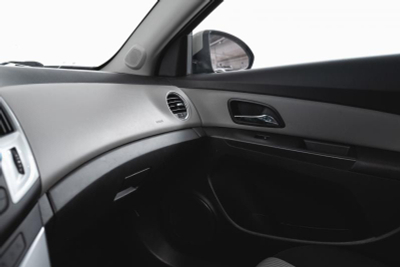 Chevrolet Cruze 1.6 MT (109 л. с.)