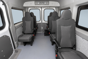 SOLLERS SF4 Остеклённый фургон 1.9 дизель 136 л.с. 3.5т L1 Короткая (L1) Сумотори Владивосток