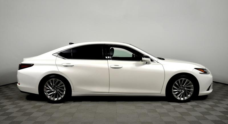 Lexus ES 350 AT (250 л.с.) Luxury Автомобили с пробегом Шымкент  