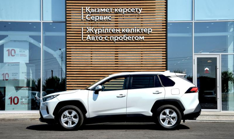 Toyota RAV4 2.0 CVT 4WD (148 л.с.) Комфорт Автомобили с пробегом Шымкент  