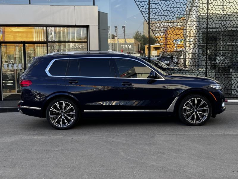 BMW X7 xDrive40i Steptronic (340 л.с.) xDrive <br>Тойота Центр Бишкек Бишкек