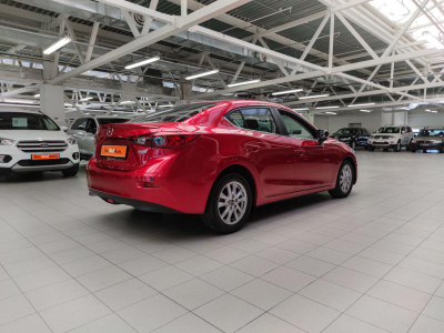 Mazda 3 1.5 AT (120 л.с.)