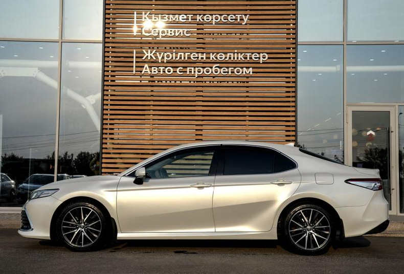 Toyota Camry 2.5 AT (206 л.с.) Престиж Плюс KX Автомобили с пробегом Шымкент  