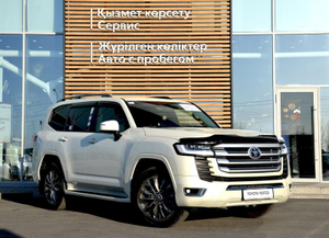 Toyota Land Cruiser 300 4.0 AT 4WD (275 л.с.) Терра Автомобили с пробегом Шымкент  